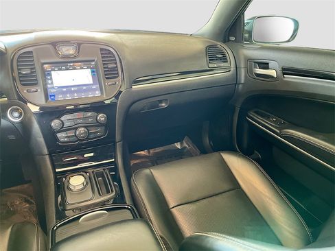 Used 2022 Chrysler 300 S w/ Comfort Group image 23