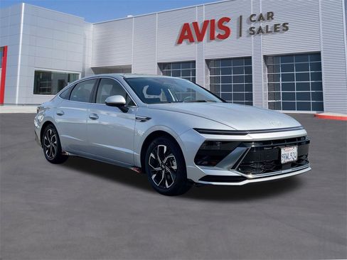 Used 2025 Hyundai Sonata SEL image 3