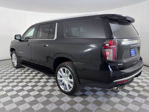 Used 2021 Chevrolet Suburban High Country image 5