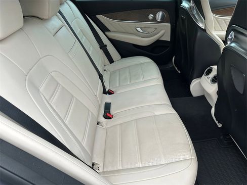 Used 2020 Mercedes-Benz E 63 AMG S image 30