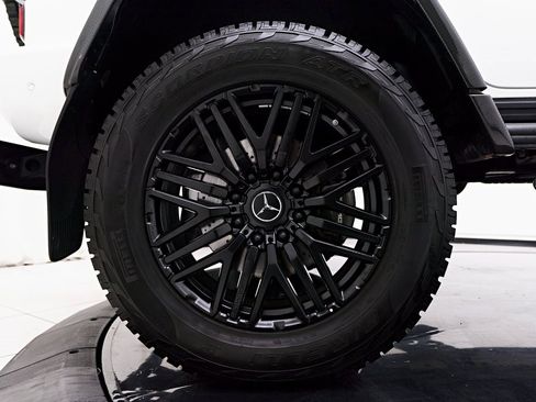 Used 2023 Mercedes-Benz G 63 AMG Squared image 28