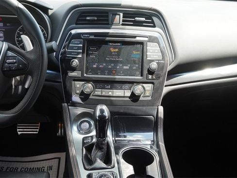 Used 2023 Nissan Maxima SR w/ Sport Mat Group image 14