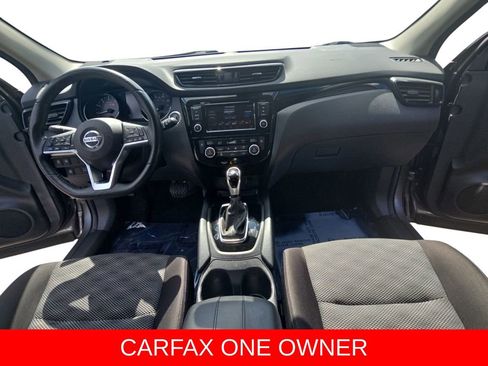 Used 2021 Nissan Rogue Sport SV image 34