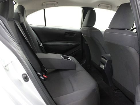 Used 2023 Toyota Corolla LE image 11