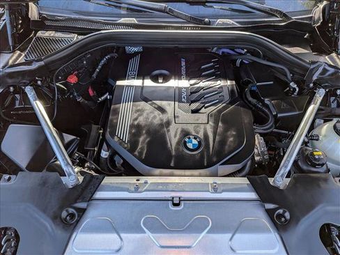 Used 2022 BMW X4 M40i w/ Premium Package image 25