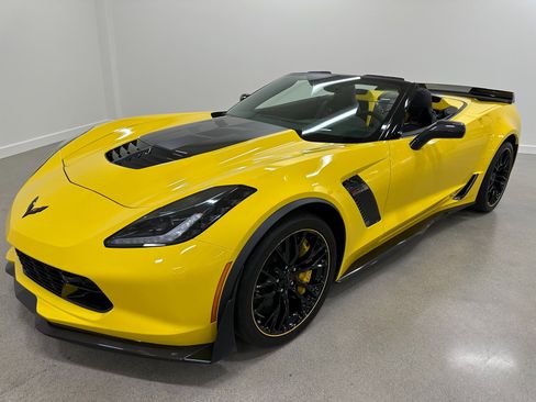 Used 2016 Chevrolet Corvette Z06 w/ C7.r Special Edition image 24