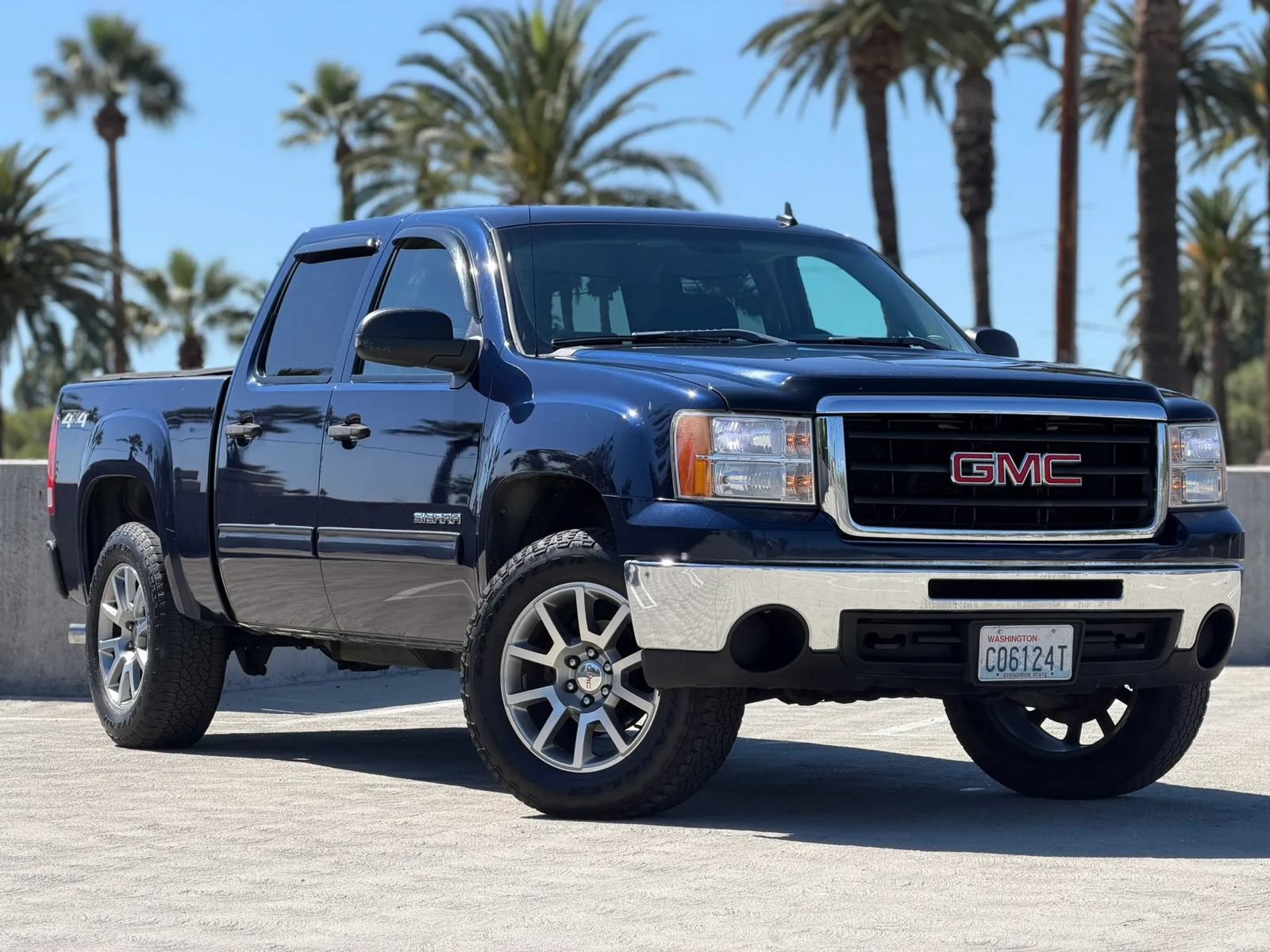 Used 2011 GMC Sierra 1500 SL AWD/4WD image 12