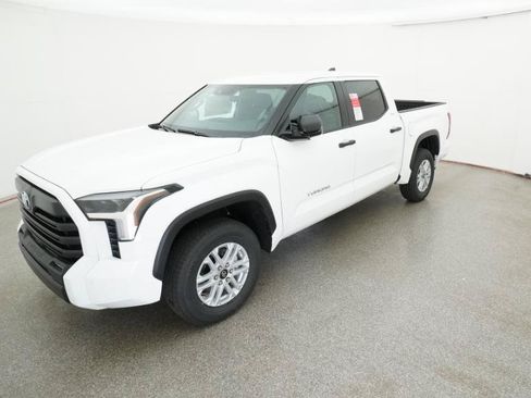 New 2026 Toyota Tundra SR5 w/ SR5 Convenience Package AWD/4WD image 20