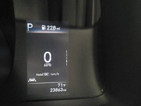 Used 2023 Hyundai Elantra SEL FWD image 23