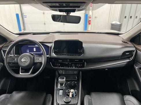 Used 2023 Nissan Rogue Platinum w/ Platinum Premium Package AWD/4WD image 10