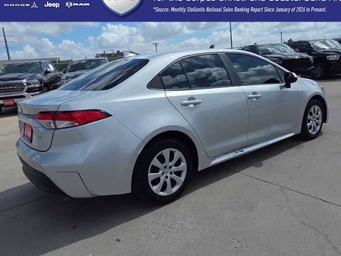 Used 2024 Toyota Corolla LE FWD image 8
