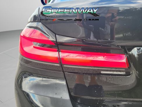 Used 2023 BMW 530i w/ Convenience Package image 18