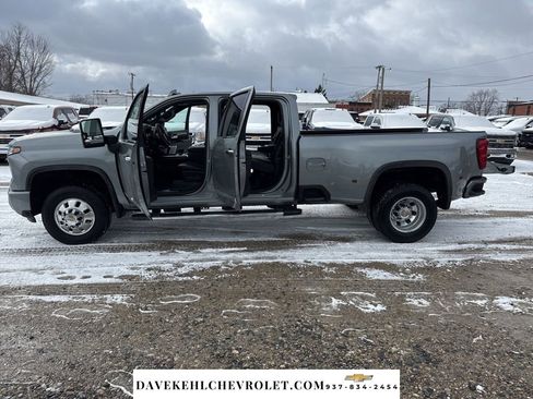 Used 2024 Chevrolet Silverado 3500 High Country w/ High Country Premium Package image 30