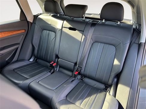 Used 2023 Audi Q5 2.0T Premium Plus w/ Premium Plus Package image 13