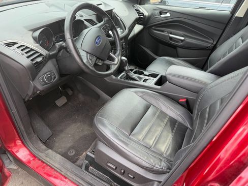 Used 2018 Ford Escape Titanium AWD/4WD image 25