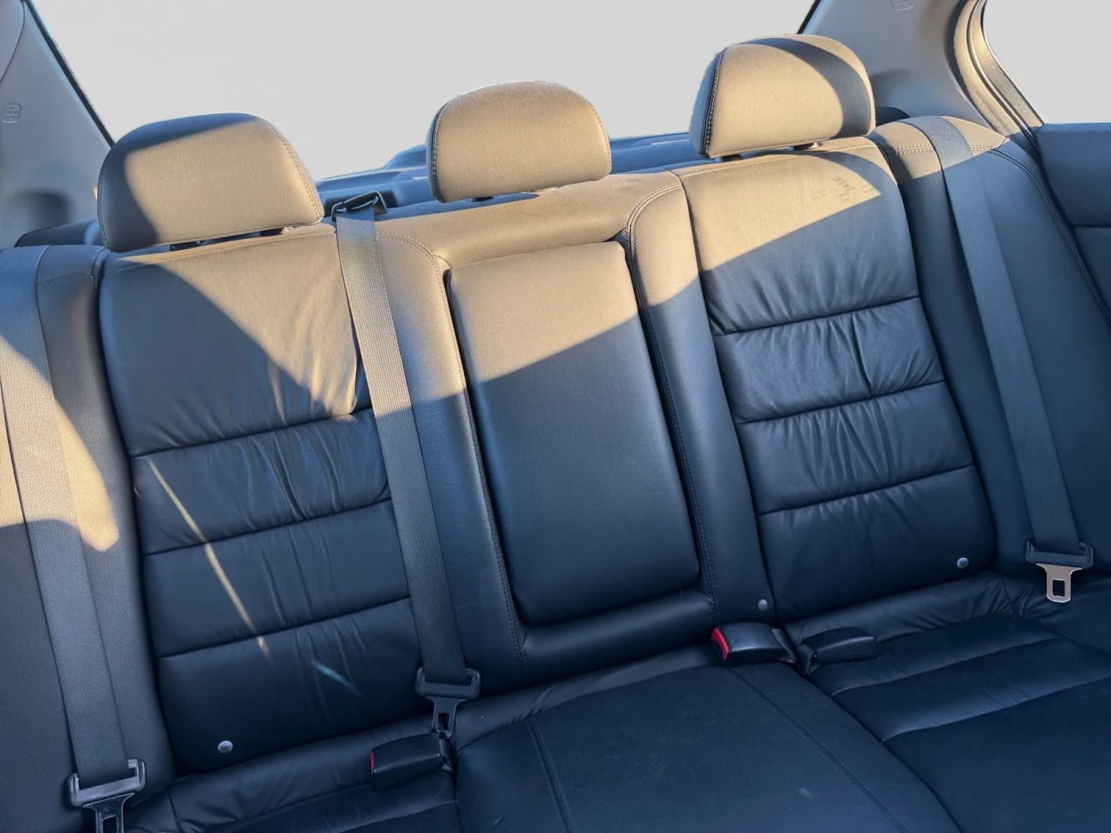 Used 2011 Honda Accord EX-L image 18