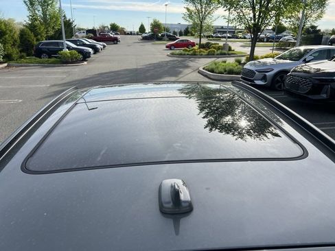 Used 2023 Audi SQ5 Prestige w/ Prestige Package AWD/4WD image 7