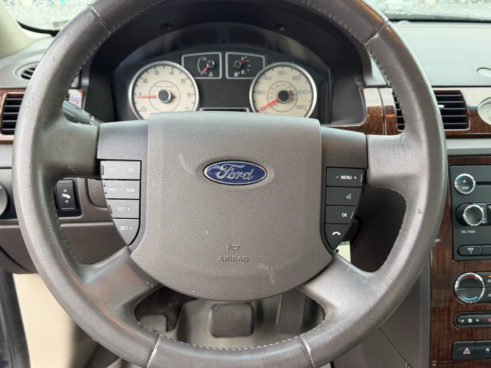 Used 2008 Ford Taurus Limited AWD/4WD image 8