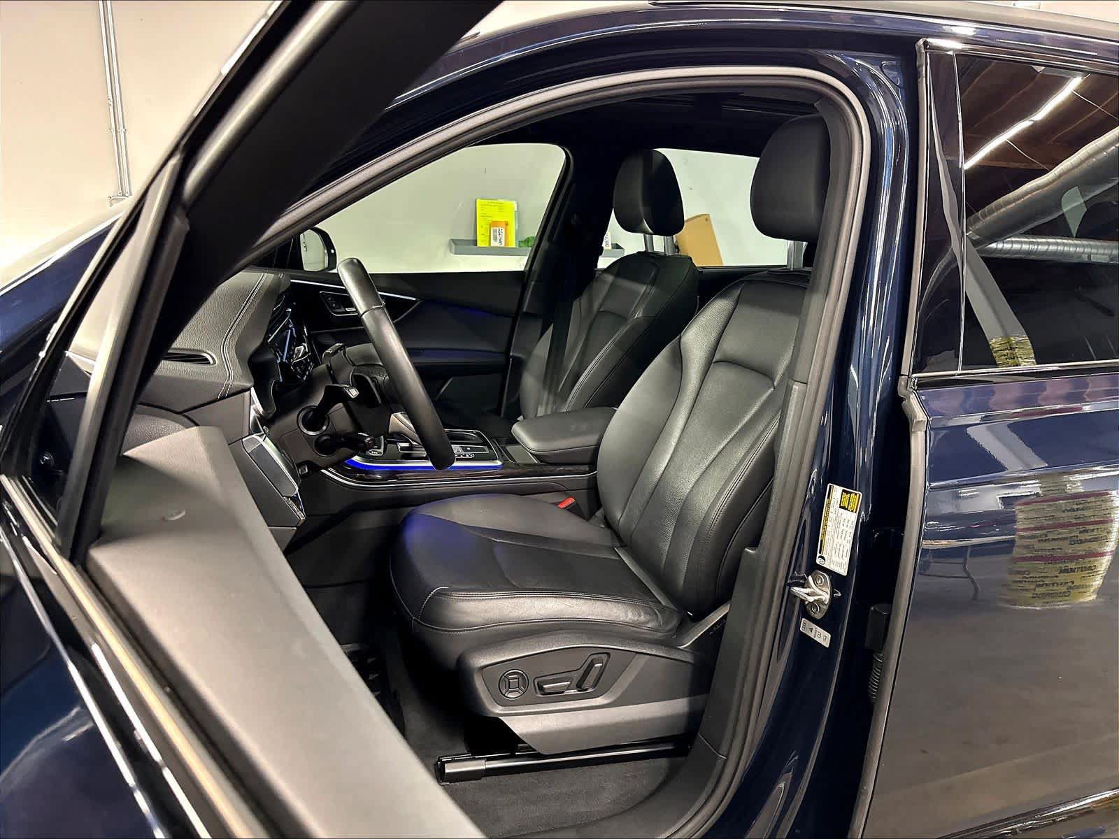 Used 2023 Audi Q7 2.0T Premium Plus w/ Premium Plus Package AWD/4WD image 26