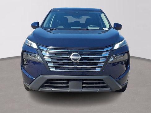 Used 2024 Nissan Rogue SV FWD image 2