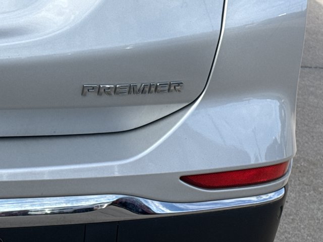 Used 2020 Chevrolet Equinox Premier FWD image 9