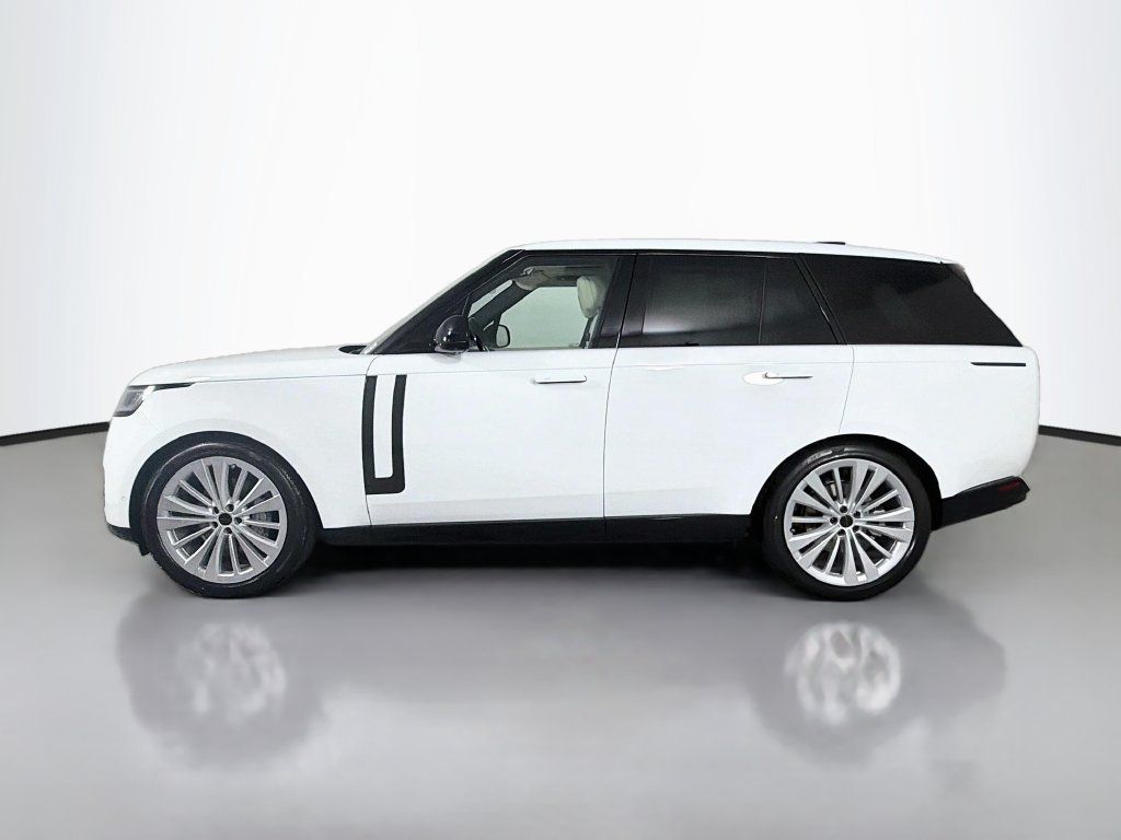New 2026 Land Rover Range Rover SE AWD/4WD image 8