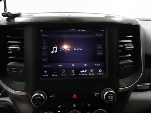 Used 2019 RAM 1500 Big Horn AWD/4WD image 25