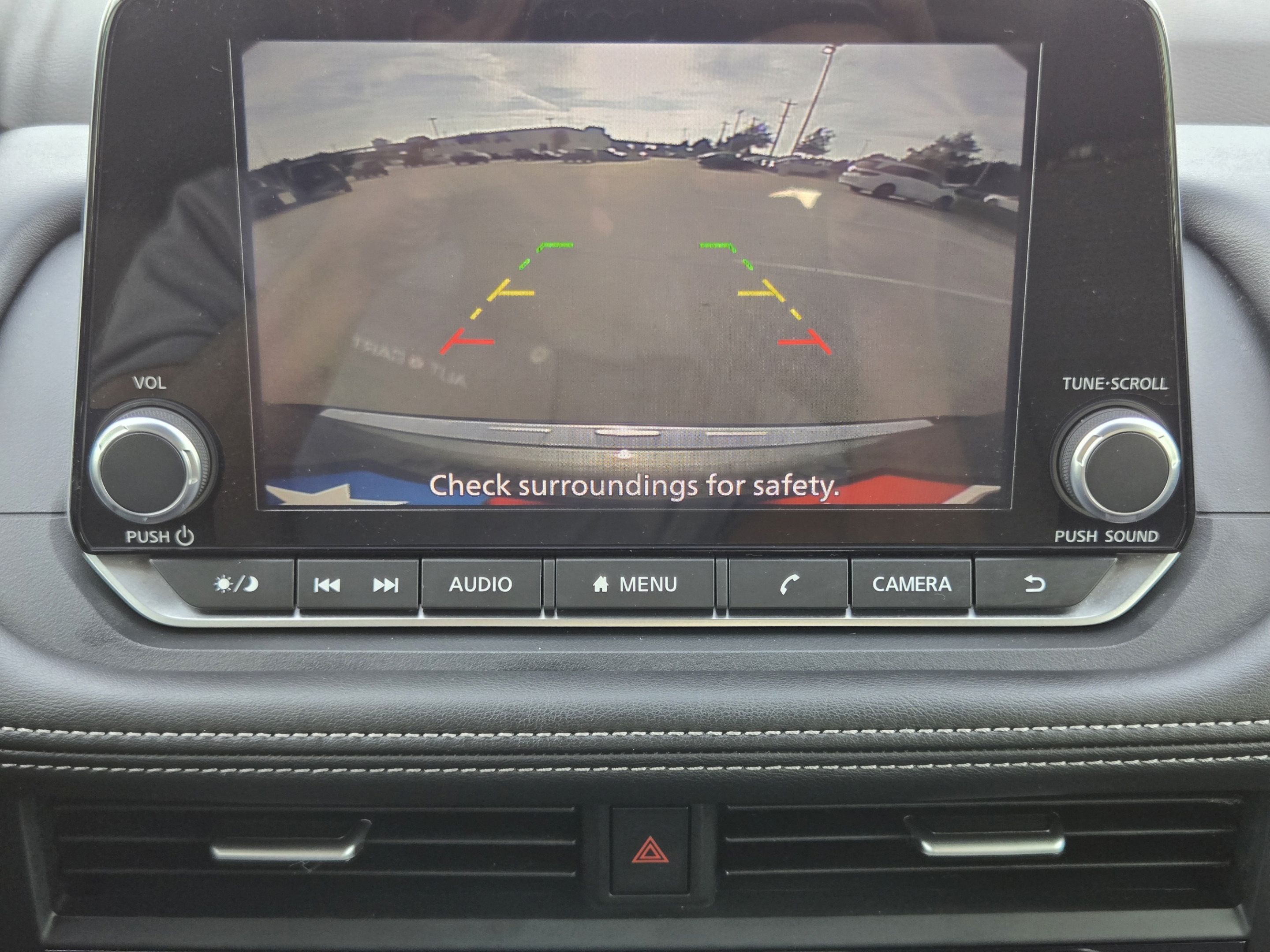 Used 2023 Nissan Rogue SV FWD image 14