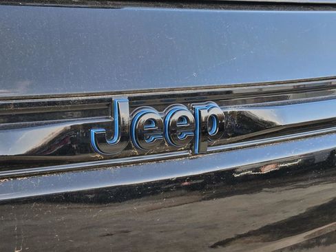 Used 2023 Jeep Grand Cherokee Trailhawk w/ Advanced Protech Group II AWD/4WD image 35