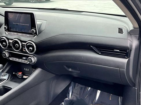 Used 2021 Nissan Sentra SV image 18