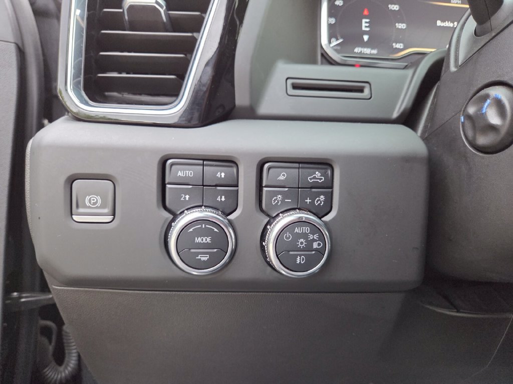 Used 2023 GMC Sierra 1500 Denali w/ Denali Carbonpro Edition AWD/4WD image 30