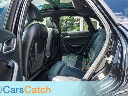 Used 2018 Audi Q3 2.0T Premium w/ Convenience Package FWD image 24
