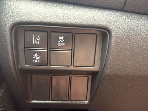 Used 2020 Honda CR-V LX image 14