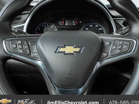 Used 2023 Chevrolet Malibu LT FWD image 9