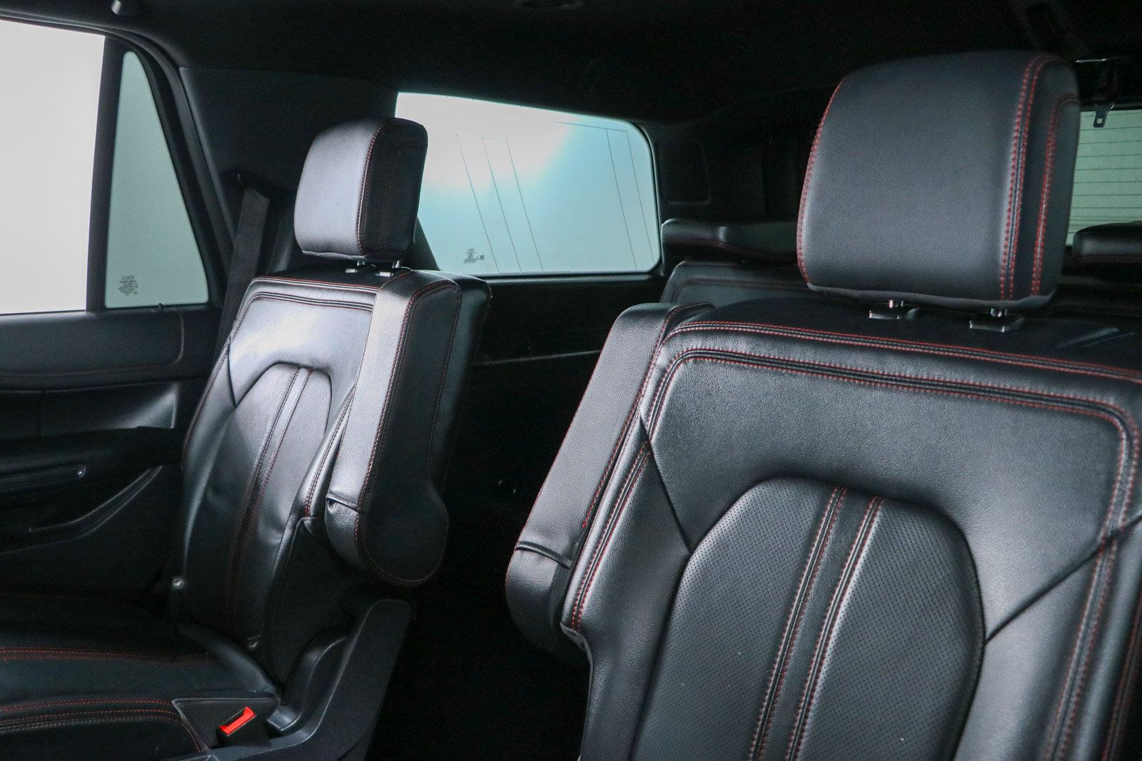 Used 2023 Ford Expedition Limited RWD image 26