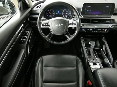Used 2022 Kia Telluride S AWD/4WD image 19