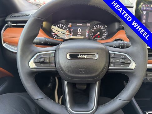 Certified 2024 Jeep Compass Limited w/ Sun and Sound Group image 10