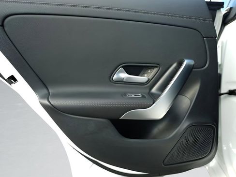 Used 2023 Mercedes-Benz CLA 250 image 26