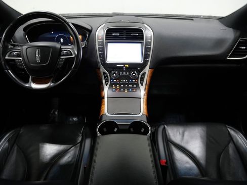 Used 2020 Lincoln Nautilus Reserve w/ Equipment Group 201A image 12