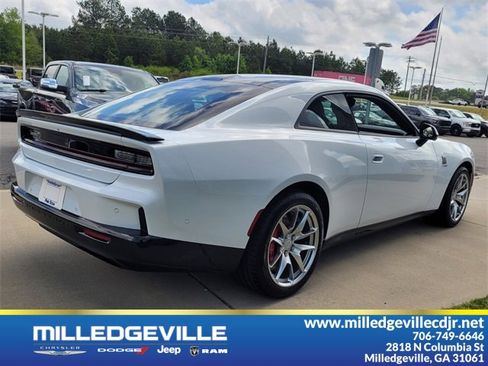 New 2024 Dodge Charger R/T Scat Pack w/ Plus Group image 13