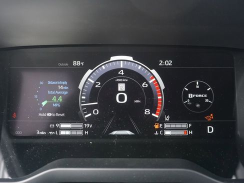 New 2026 Toyota Tundra Limited AWD/4WD image 5