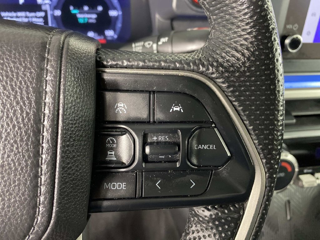 Used 2024 Toyota Tacoma TRD Off-Road AWD/4WD image 18