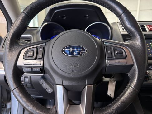 Used 2016 Subaru Outback 2.5i Limited AWD/4WD image 24