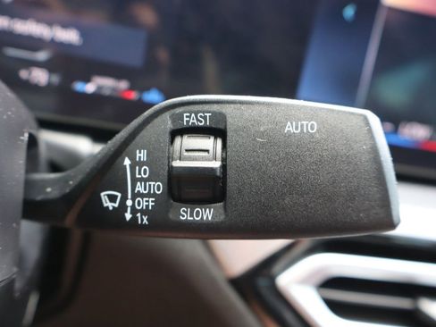 Used 2023 BMW 330i xDrive Sedan w/ M Sport Package AWD/4WD image 33