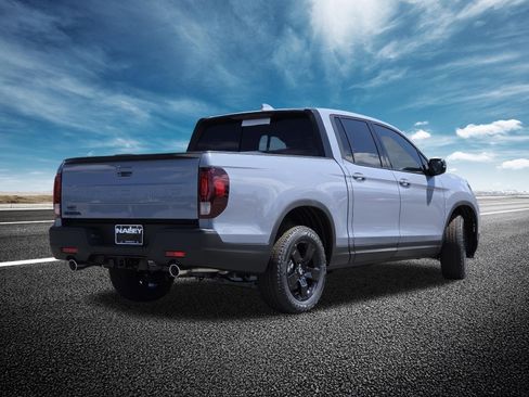 New 2026 Honda Ridgeline Black Edition image 9