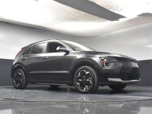 Used 2024 Kia Niro Wind image 30