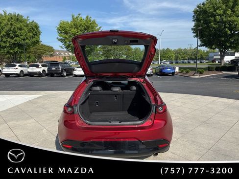 Used 2020 MAZDA MAZDA3 Hatchback image 6