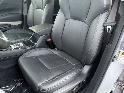 Certified 2024 Subaru Forester Limited image 17