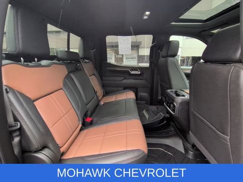 Used 2025 Chevrolet Silverado 1500 High Country w/ High Country Premium Package image 29