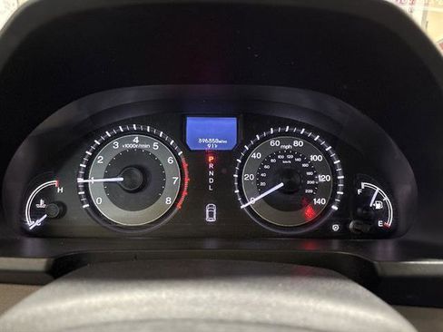 Used 2016 Honda Odyssey Touring Elite image 9